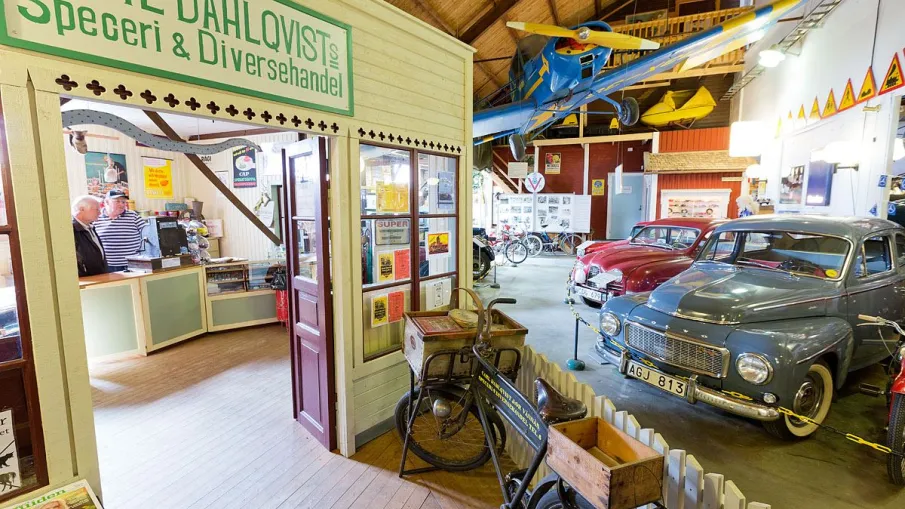 Bilar och andra fordon från motormuseet